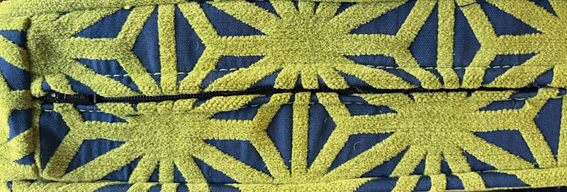 cushion-pillow-zipper-concealment